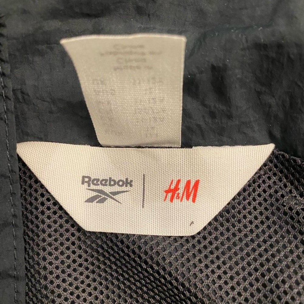H&M Reebook wind breaker - Picture 6 of 8